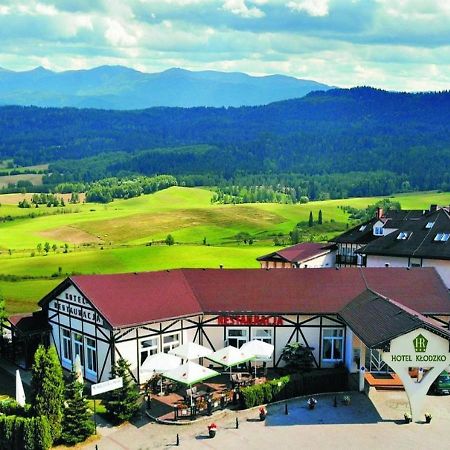 Hotel Metro Klodzko Ngoại thất bức ảnh