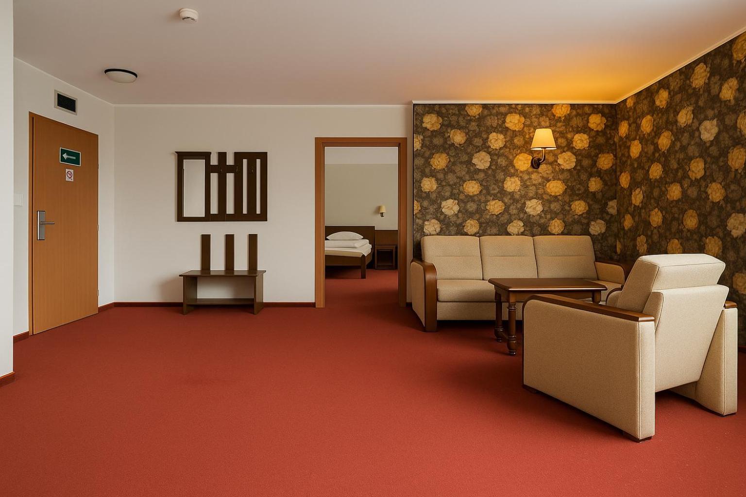 Hotel Metro Klodzko Ngoại thất bức ảnh