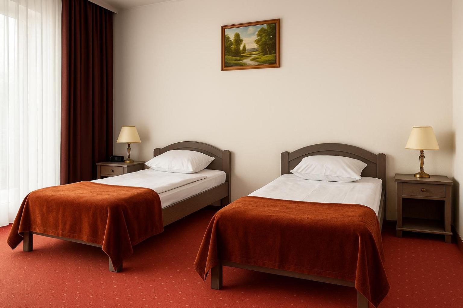 Hotel Metro Klodzko Ngoại thất bức ảnh
