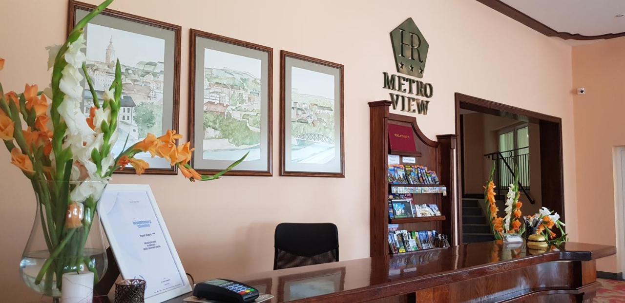 Hotel Metro Klodzko Ngoại thất bức ảnh